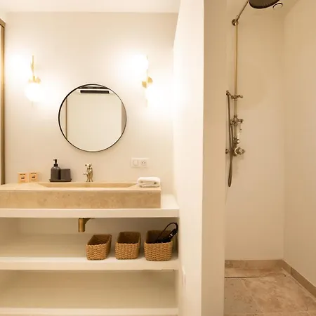 Pick A Flat's - Heart Of Saint-Tropez